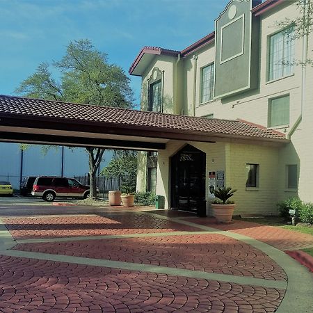 Red Roof Inn & Suites Houston- Hobby Airport Zewnętrze zdjęcie