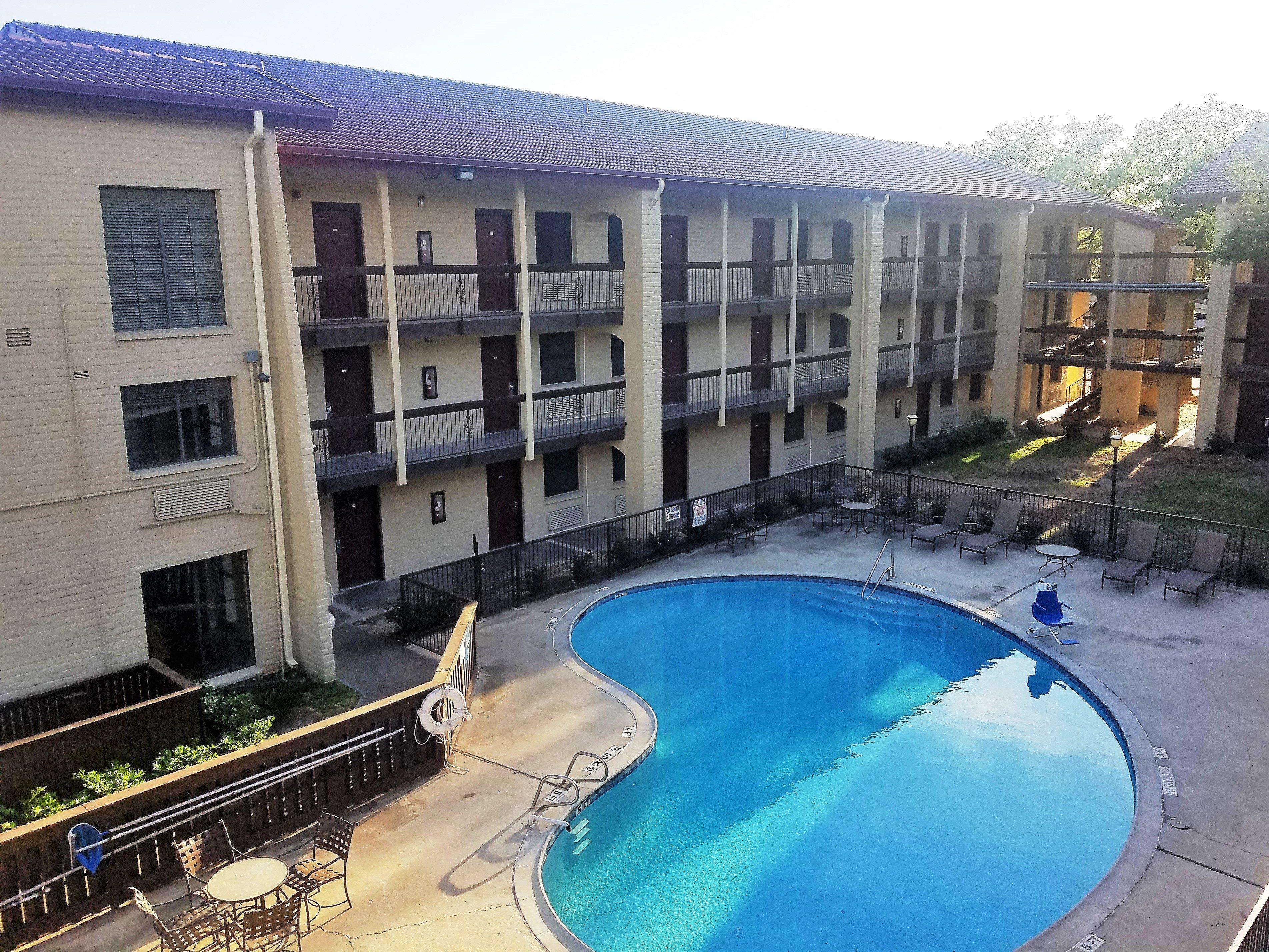 Red Roof Inn & Suites Houston- Hobby Airport Zewnętrze zdjęcie