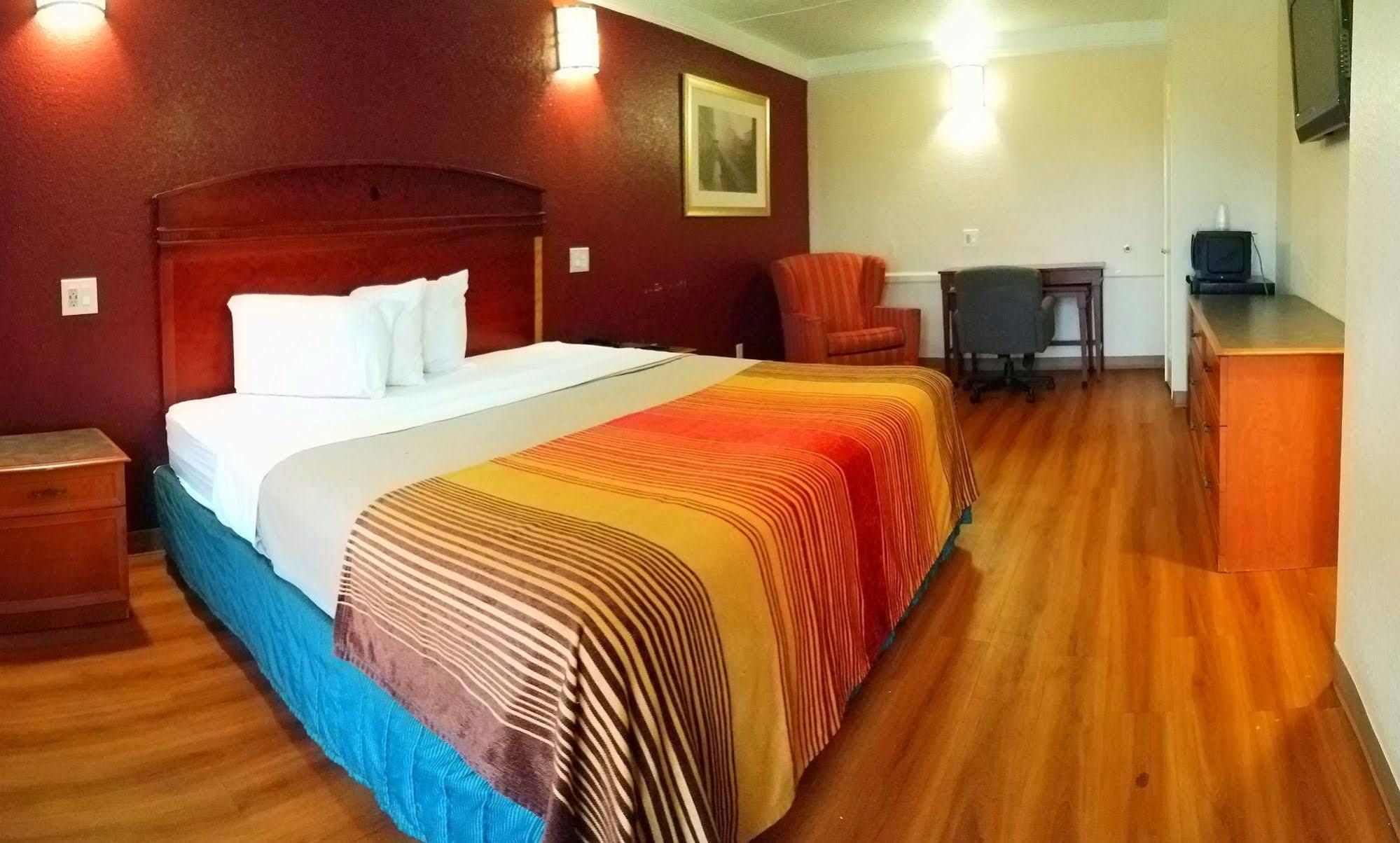 Red Roof Inn & Suites Houston- Hobby Airport Zewnętrze zdjęcie