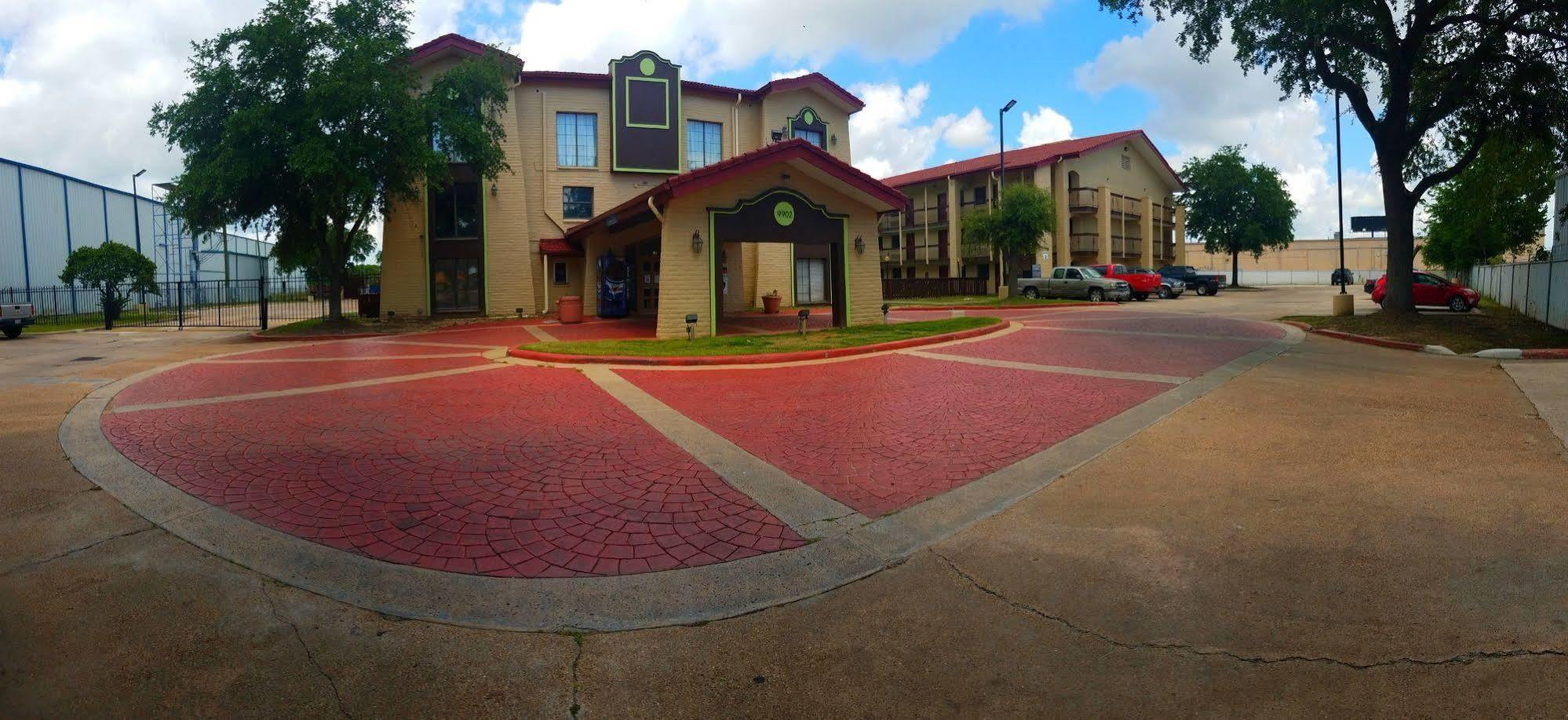 Red Roof Inn & Suites Houston- Hobby Airport Zewnętrze zdjęcie